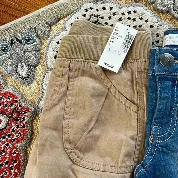 GIRLS LOT OF SHORTS & CAPRI ALL SIZE 4 - Picture 3 of 13